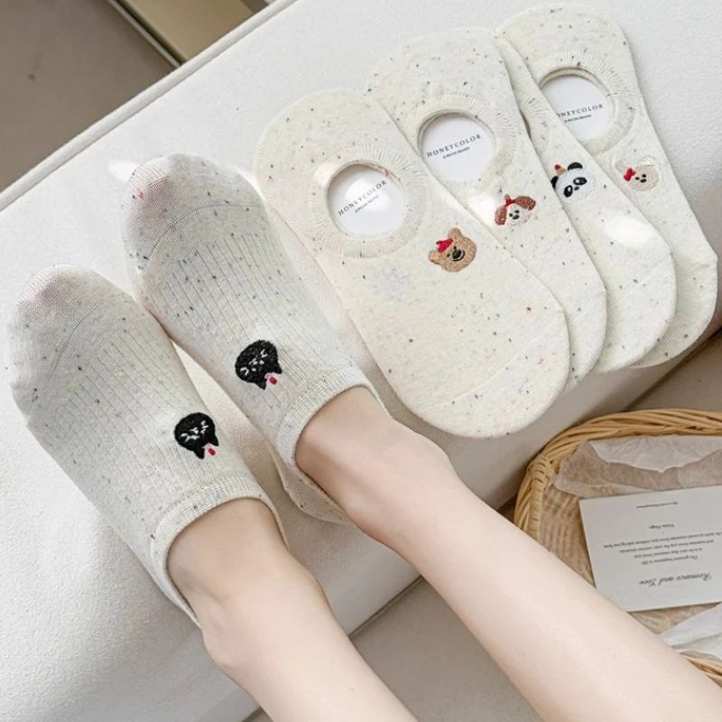 Charming Cartoon Animal Embroidered No-Show Socks for Women – Thin, Non-Slip, Everyday Comfort - Image 4