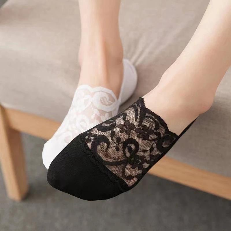 Delicate Floral Lace Non-Slip Invisible Liner Socks for Women – Breathable & Comfortable Footwear - Image 1