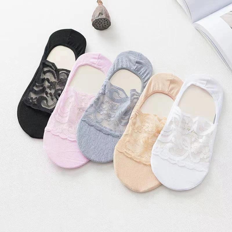 Delicate Floral Lace Non-Slip Invisible Liner Socks for Women – Breathable & Comfortable Footwear - Image 2