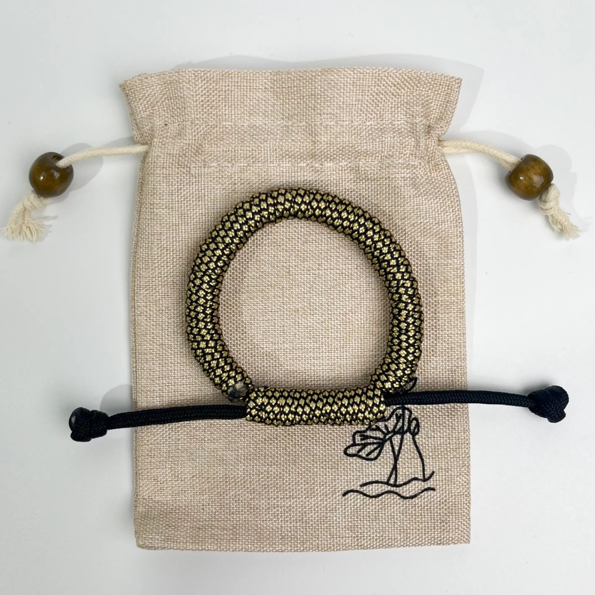Handmade Adjustable Paracord Survival Bracelet for Outdoor Enthusiasts and Everyday Wear - Image 11