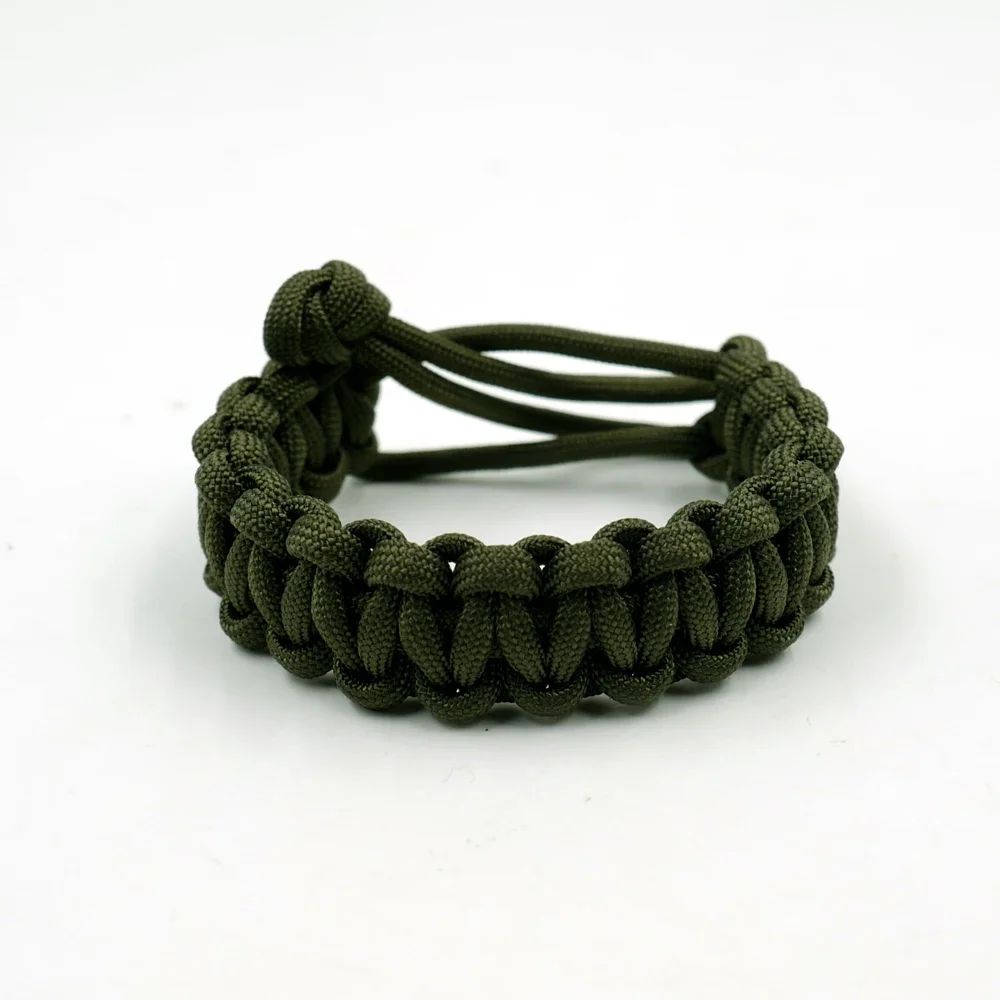 Adjustable 550 Paracord Survival Bracelet for Outdoor Adventures & Emergency Preparedness - Image 9