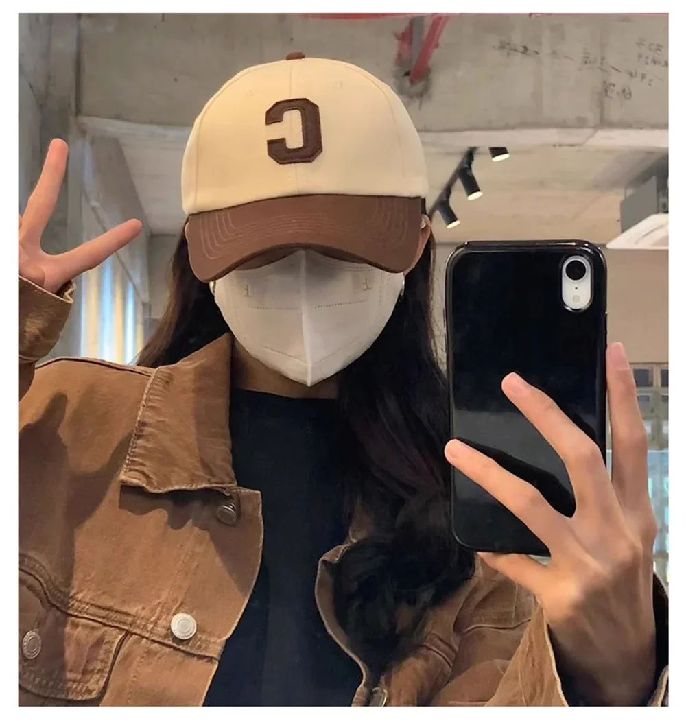 Fashionable Letter C Patch Cotton Baseball Cap for Casual Wear - Image 3