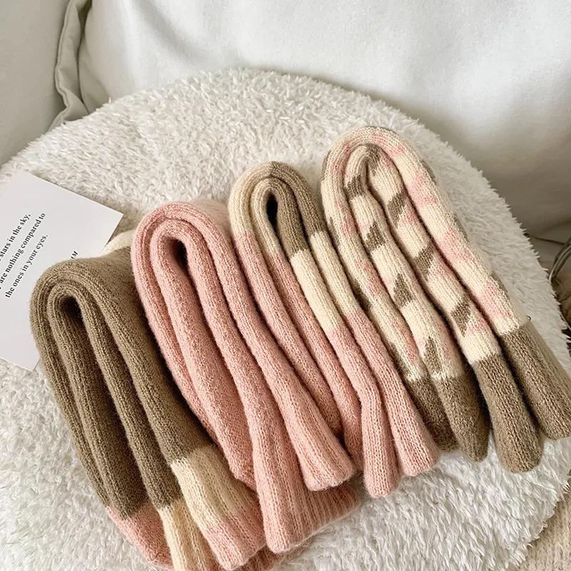 Cozy Knit Warm Wool Blend Mid-Calf Socks for Women - 4 Pairs Mixed Pastel & Earth Tones - Image 4